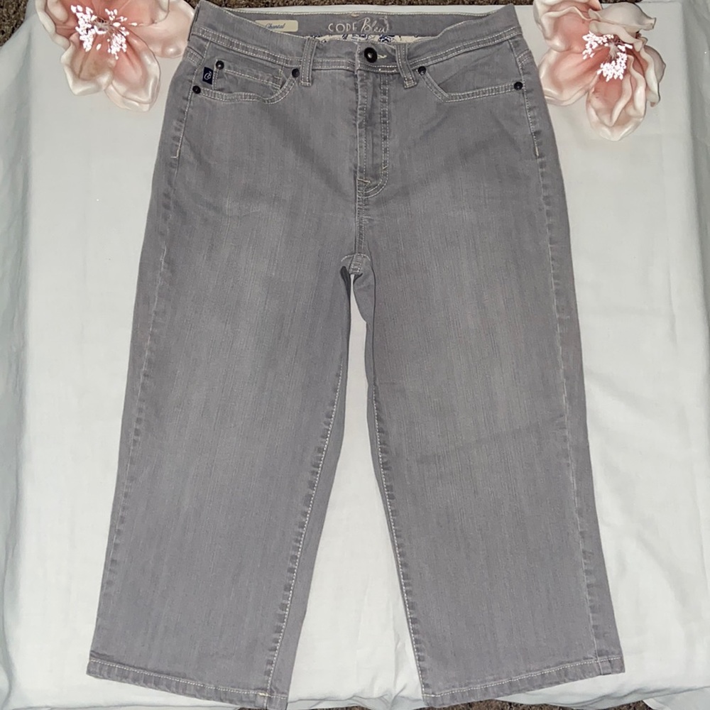 Code Bleu Capris